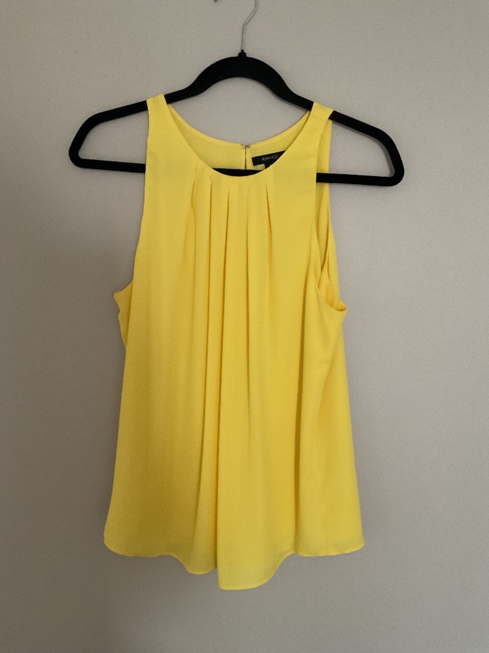 RW&CO Yellow Sleeveless Blouse